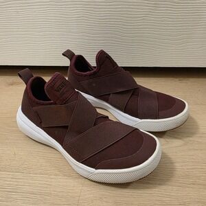 Vans Red Maroon UltraRange Gore Ultra Cush Slip On Sporty Sneakers Size 8.5